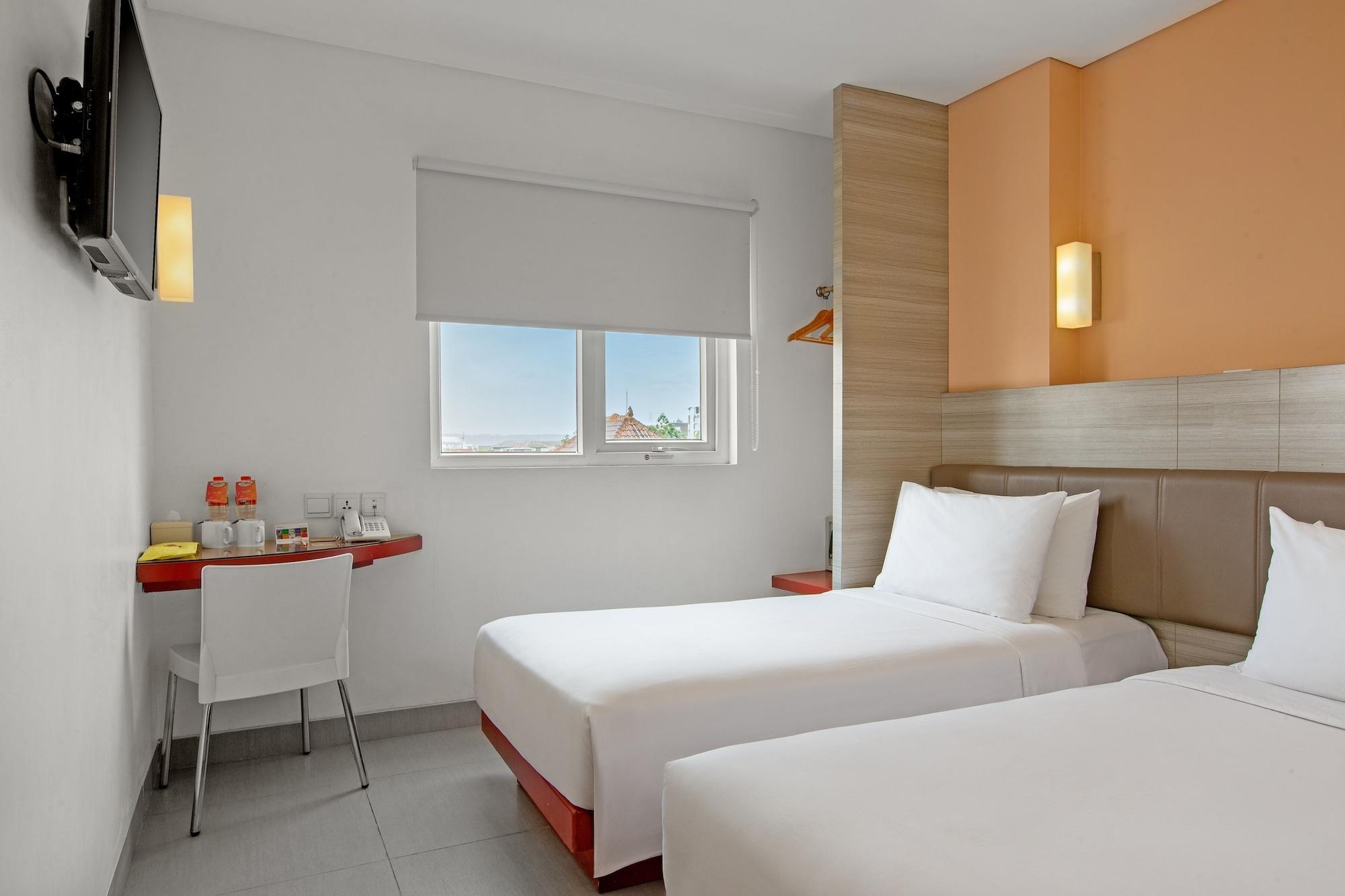 Carani Hotel ジョグジャカルタ エクステリア 写真